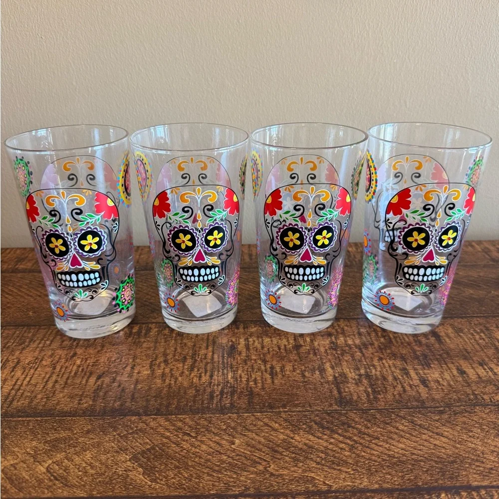 RARE NWT Pier One Sugar Skull Dias de Los Muertos/ Day of the Dead Glasses